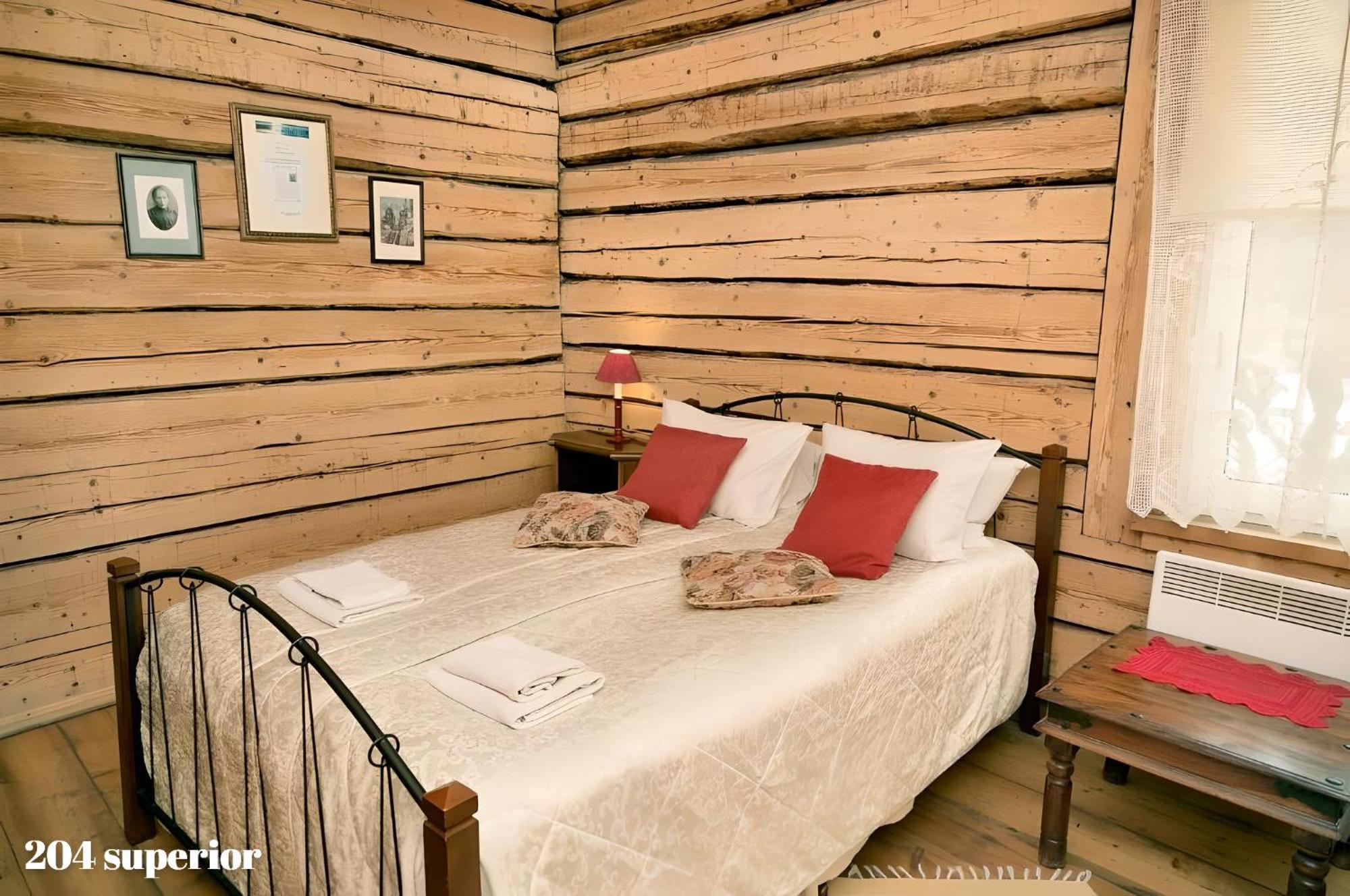 Guesthouse Carl Schmidt Пылтсамаа Экстерьер фото