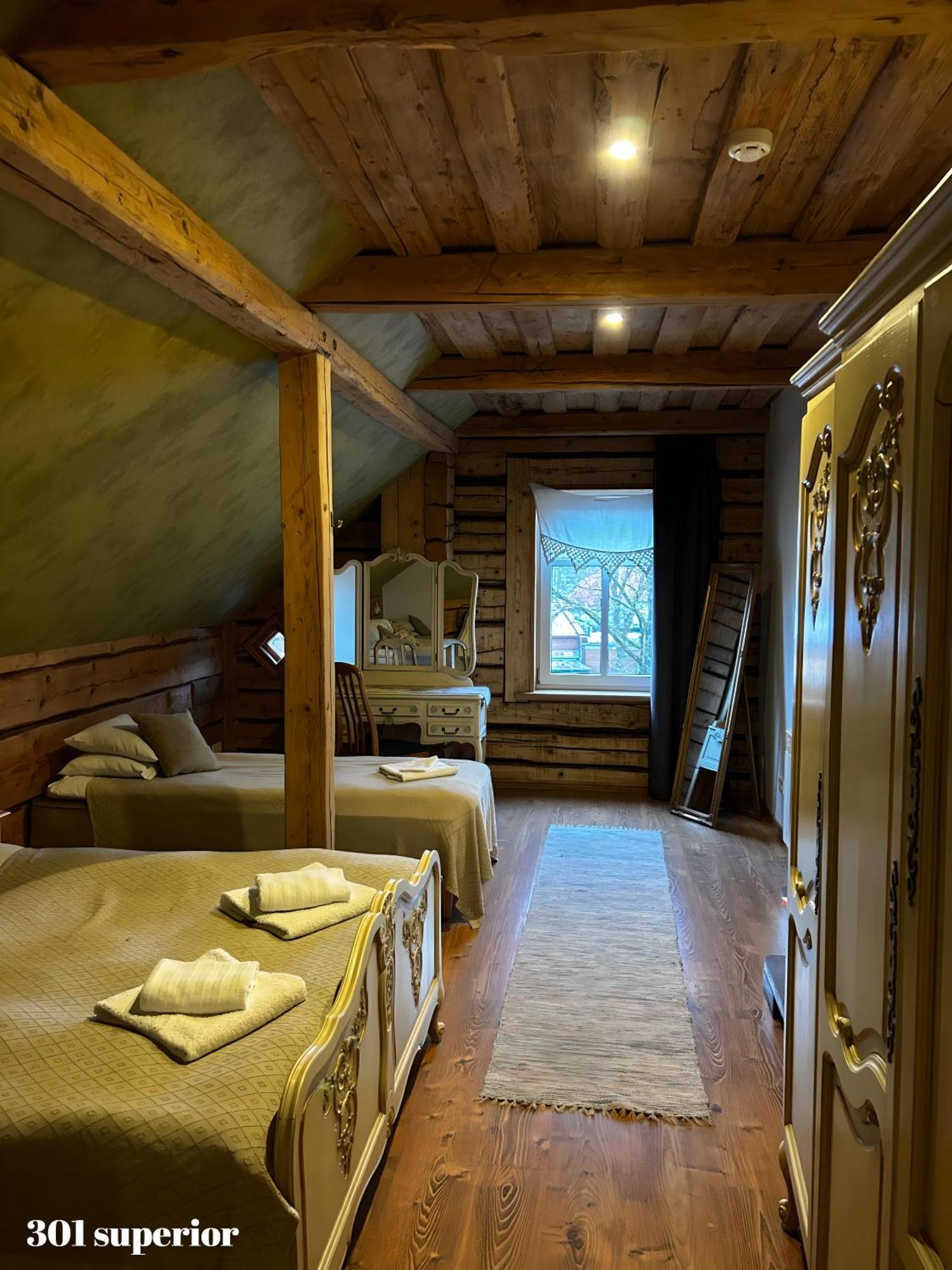 Guesthouse Carl Schmidt Пылтсамаа Экстерьер фото