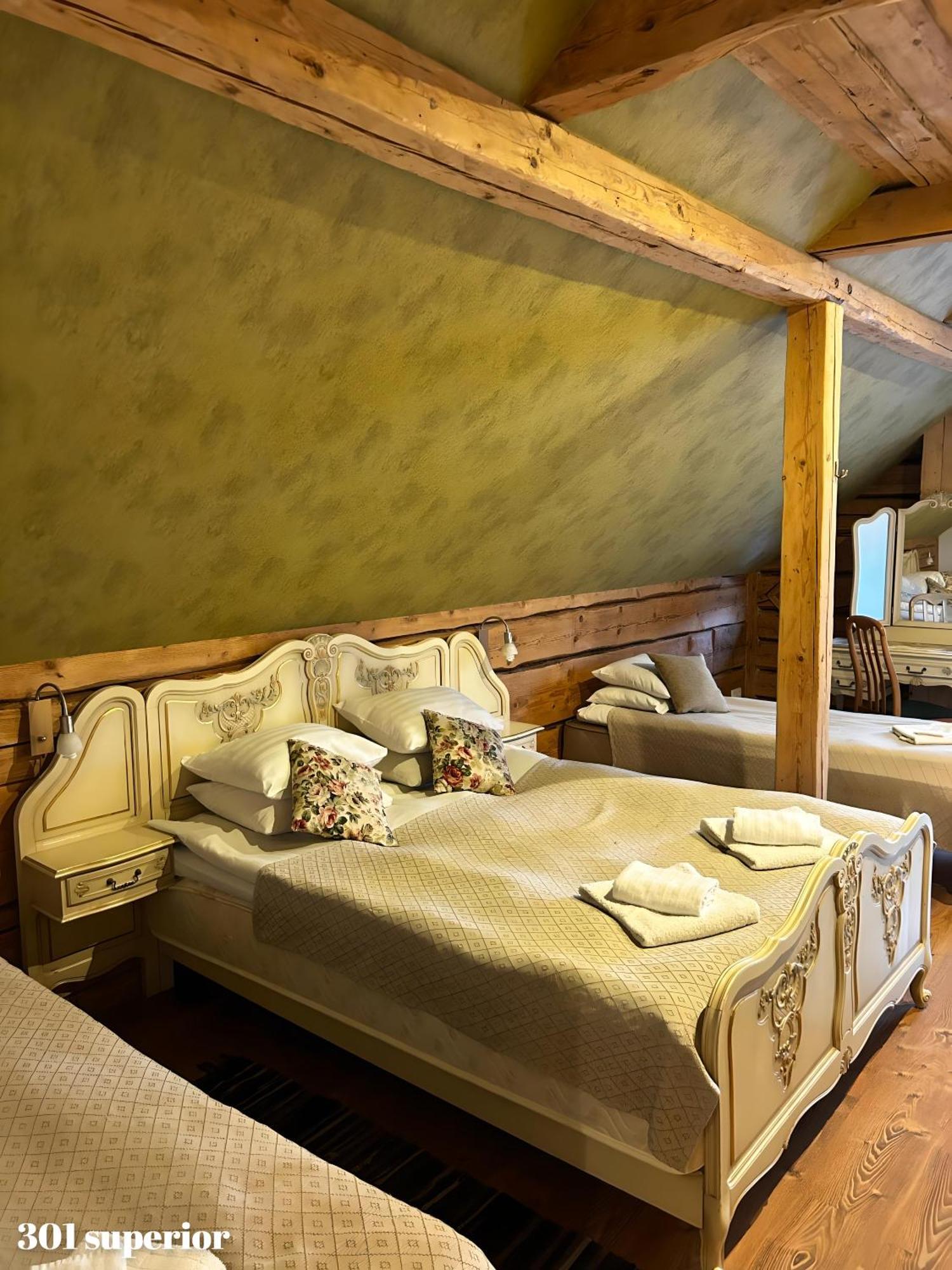 Guesthouse Carl Schmidt Пылтсамаа Экстерьер фото