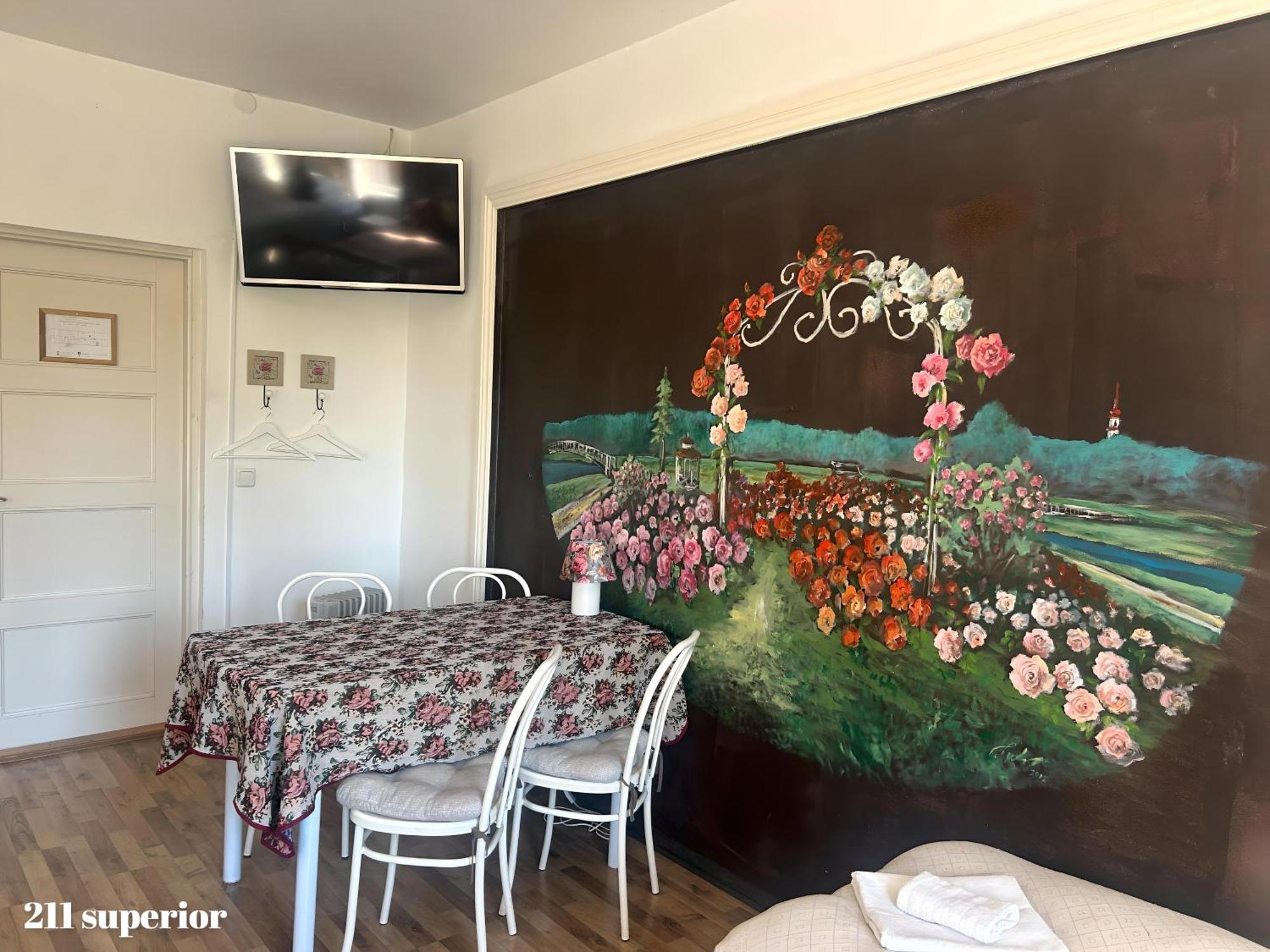 Guesthouse Carl Schmidt Пылтсамаа Экстерьер фото