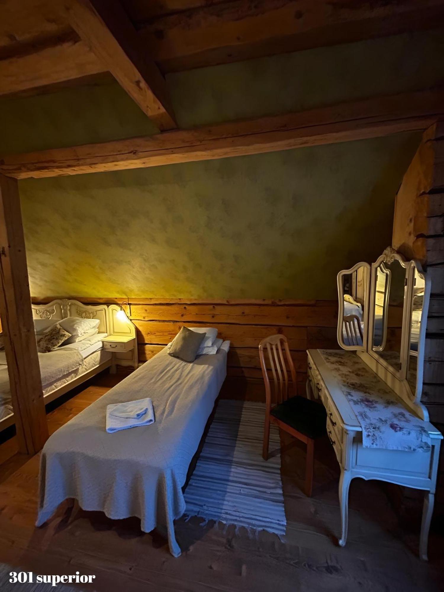 Guesthouse Carl Schmidt Пылтсамаа Экстерьер фото