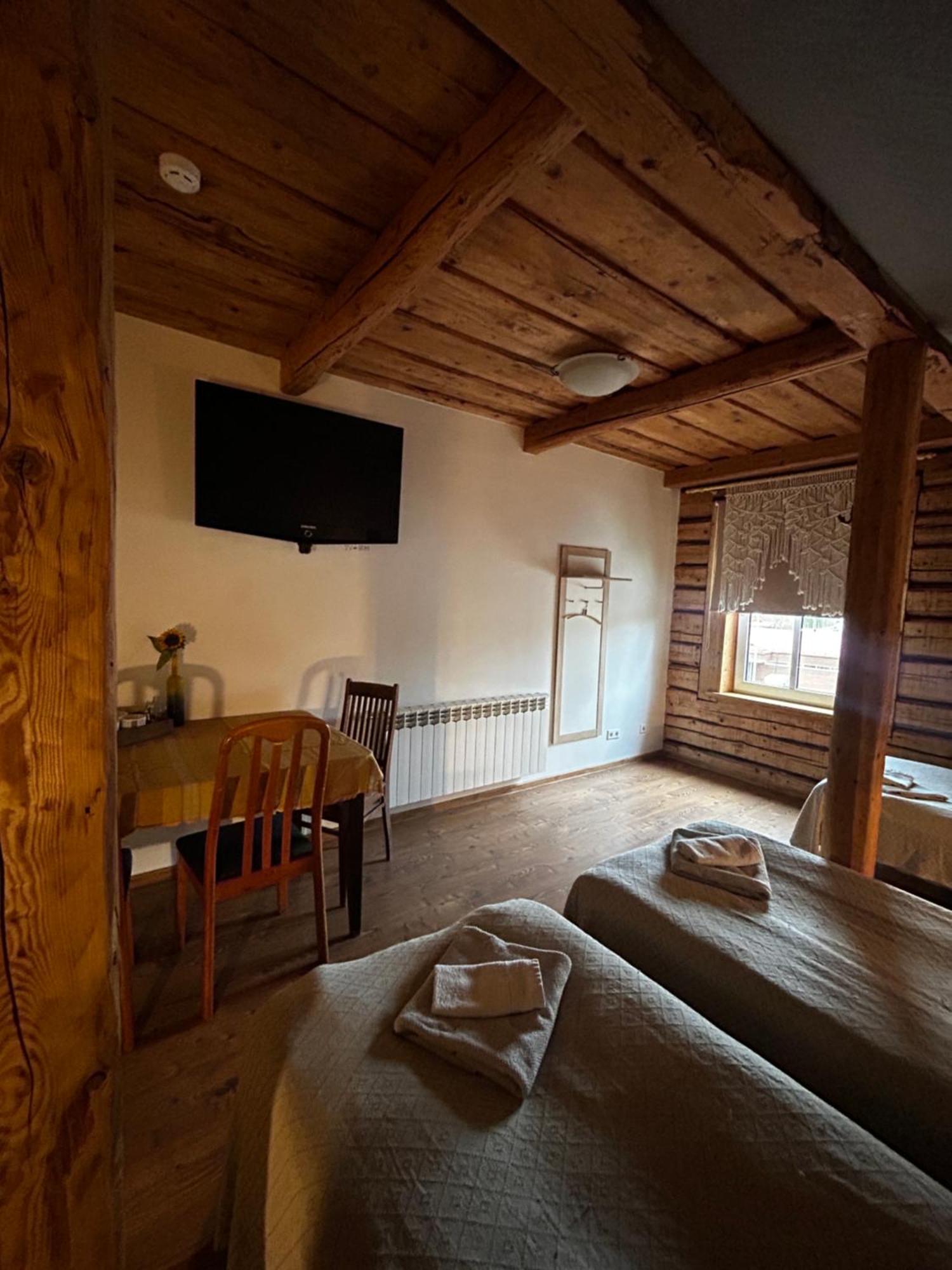 Guesthouse Carl Schmidt Пылтсамаа Экстерьер фото